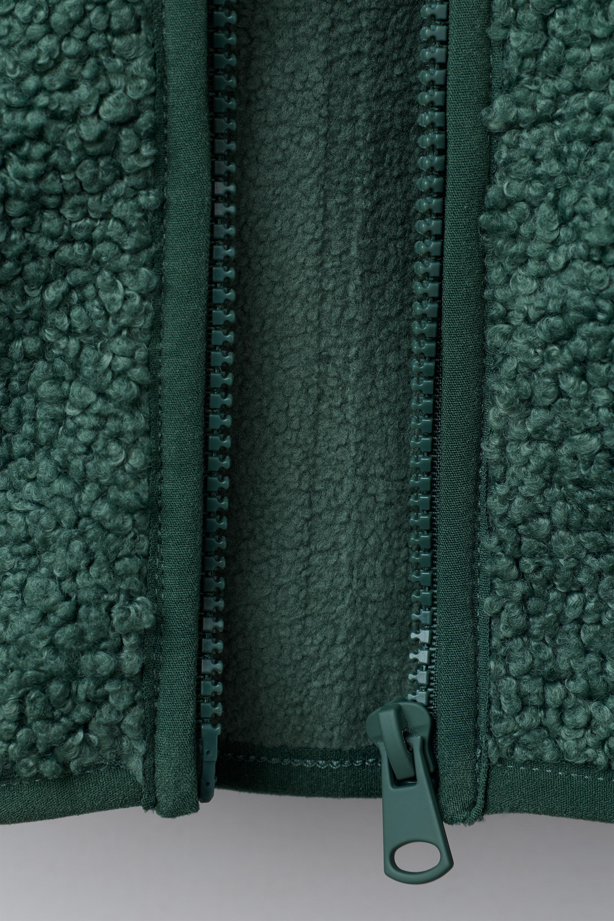 HOODED FLEECE JACKET